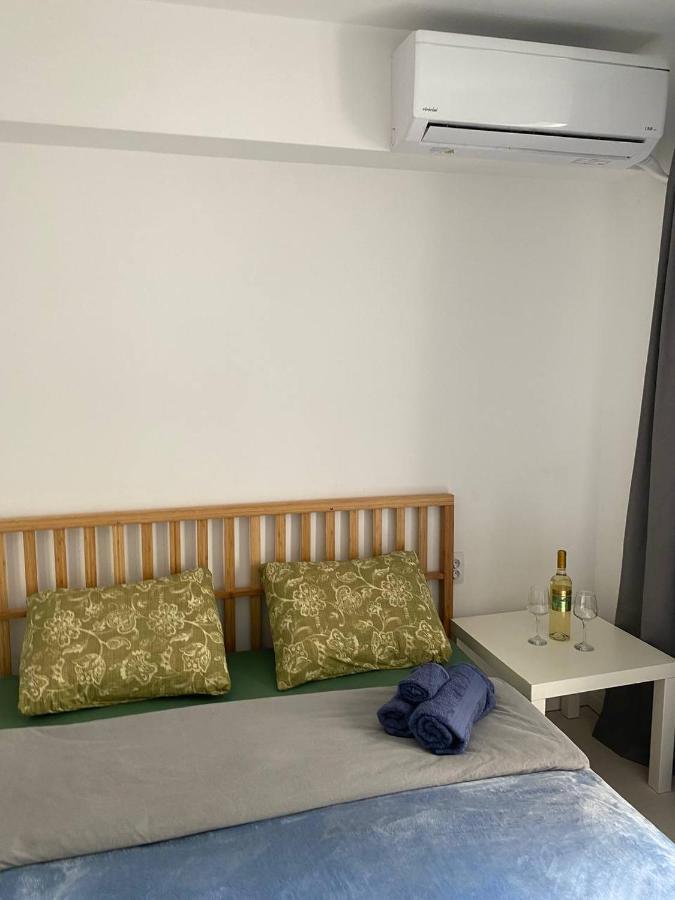Okeanidon Apartment Атина Екстериор снимка